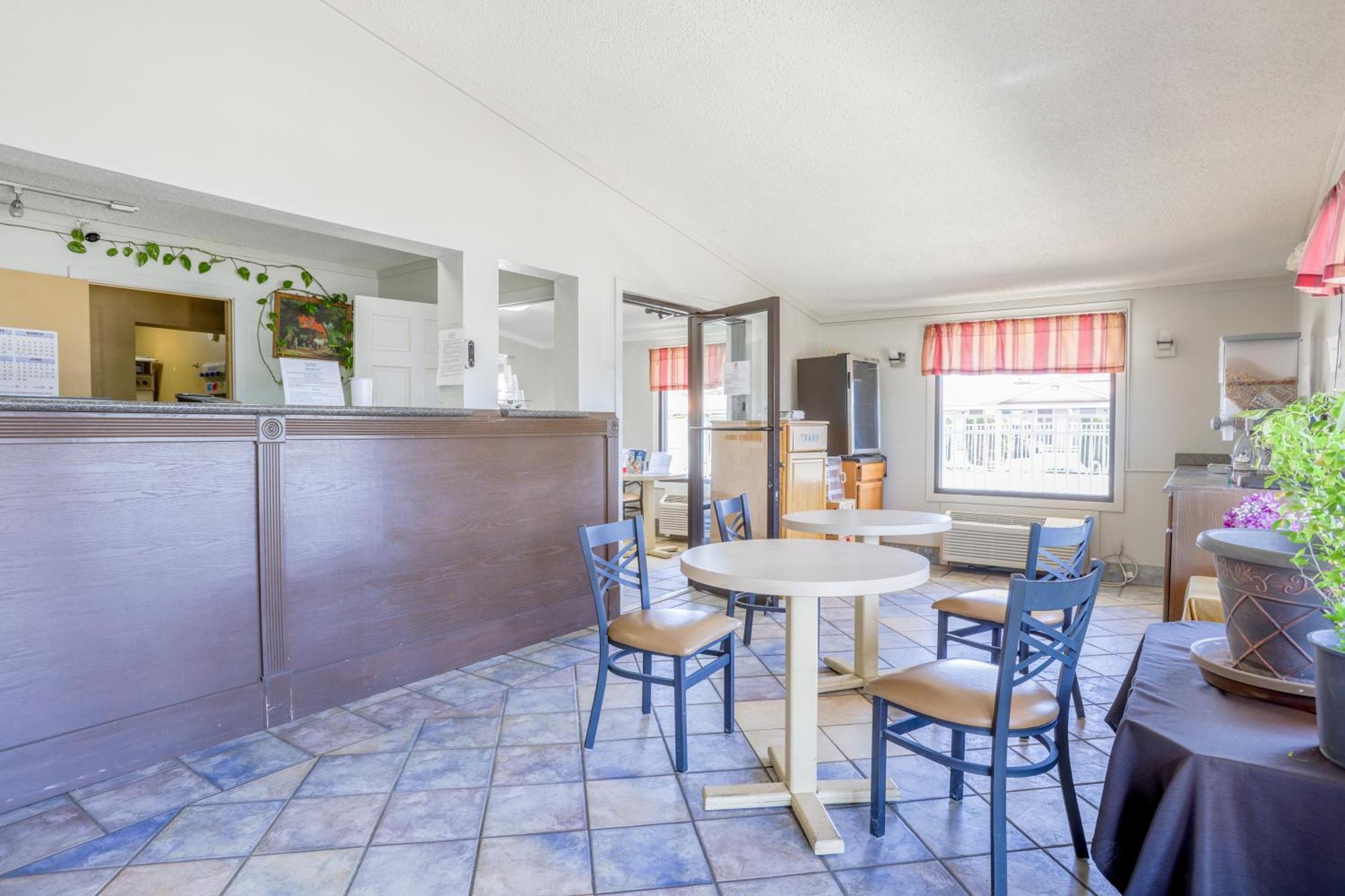 Cozy Garden Inn By Oyo Hwy 40 Richmond Exterior foto
