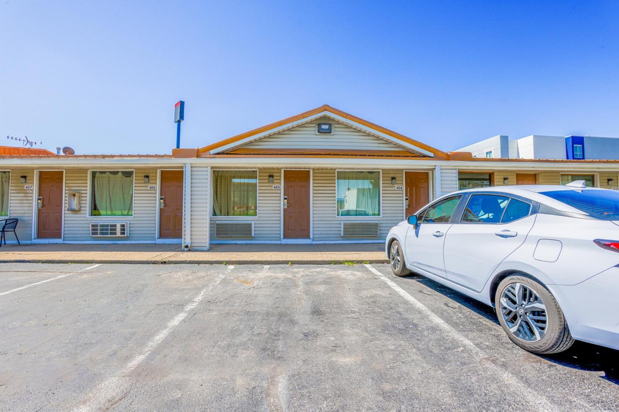 Cozy Garden Inn By Oyo Hwy 40 Richmond Exterior foto